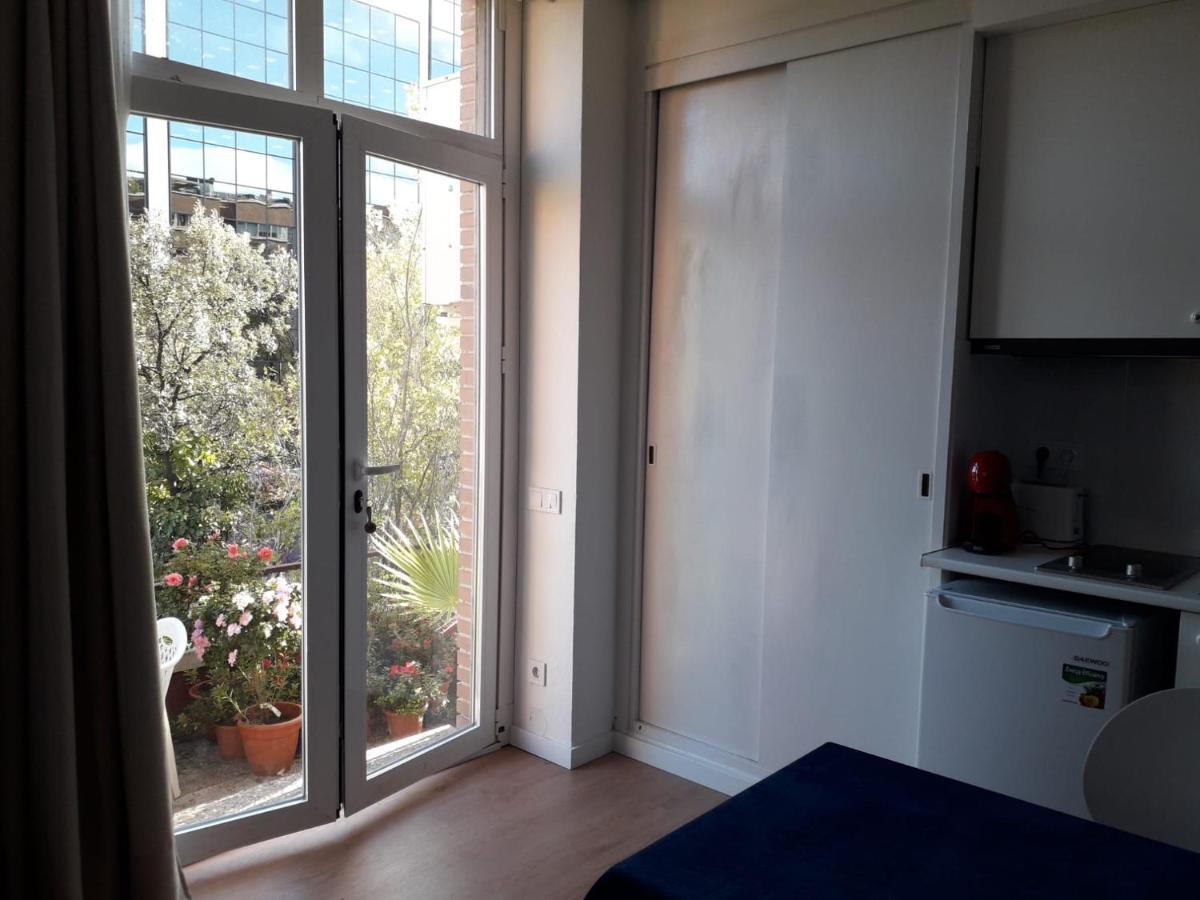 Apartamento Turistico Jardines De Asura Madrid Exterior photo